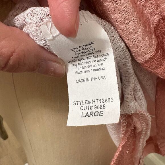 NWT! HOPELY Boutique Women's Pink Checkered Waffle Knit Top Large - Picture 6 of 6